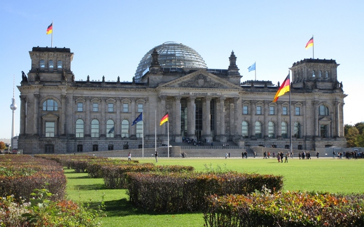 Ma tartja alakuló ülését a német Bundestag